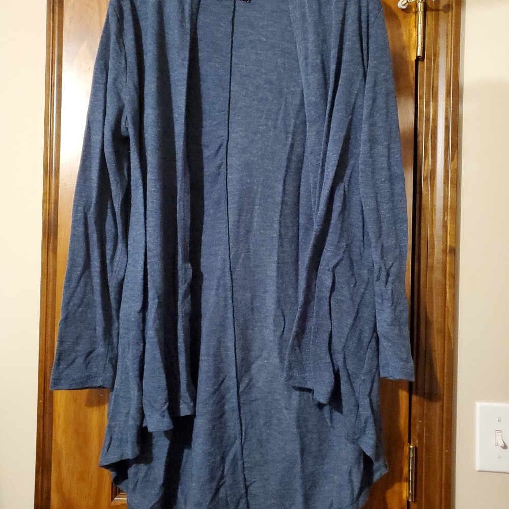 Draped long sleeve cardigan